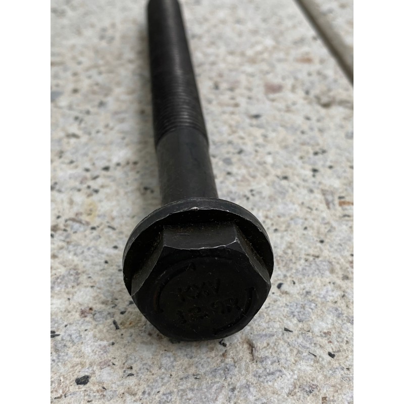 Main bearing cap screw 1883597c1 dt466