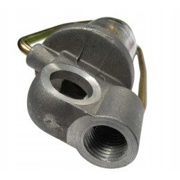 Settlement pump feeding the complete Zetor C 385