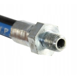 Front axle bracket lubrication hose