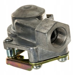 Soft air connector with Ursus C330 C360 valve