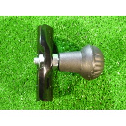 Universal steering knob with mushroom handle