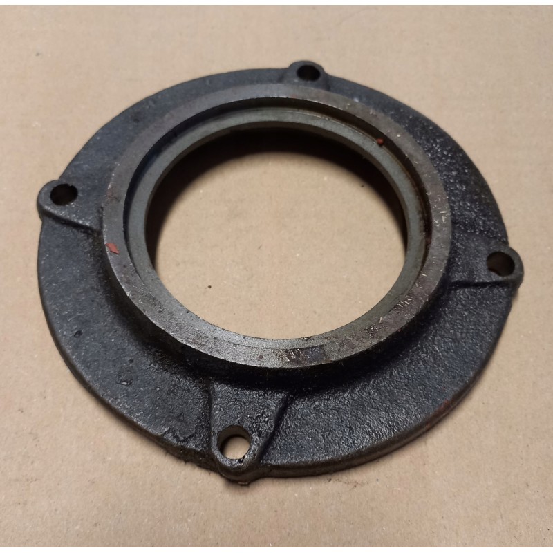 Front cover of C 360 Zetor reduction gear 50528010
