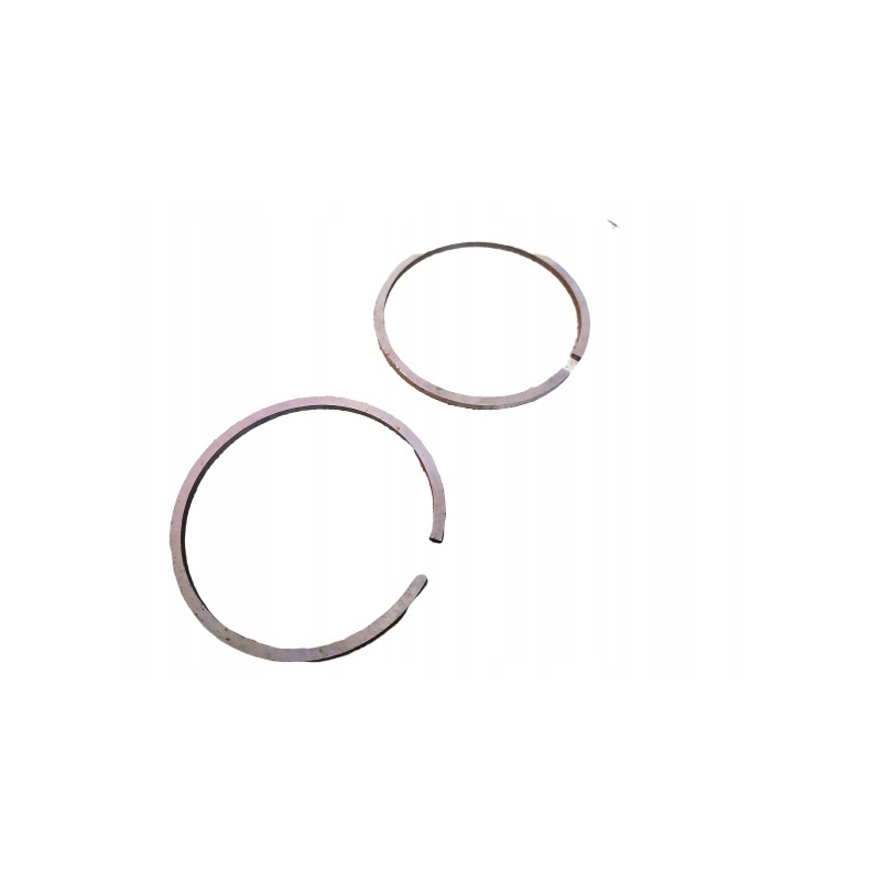Set of rings for the dt75 starting engine