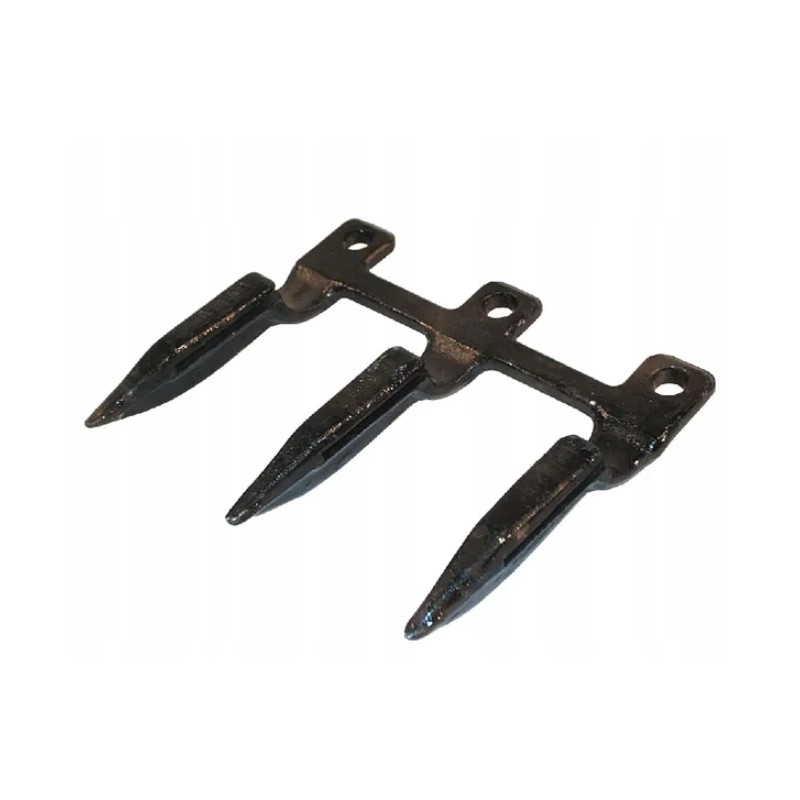 The triple bayonet fits John Deere H25603N