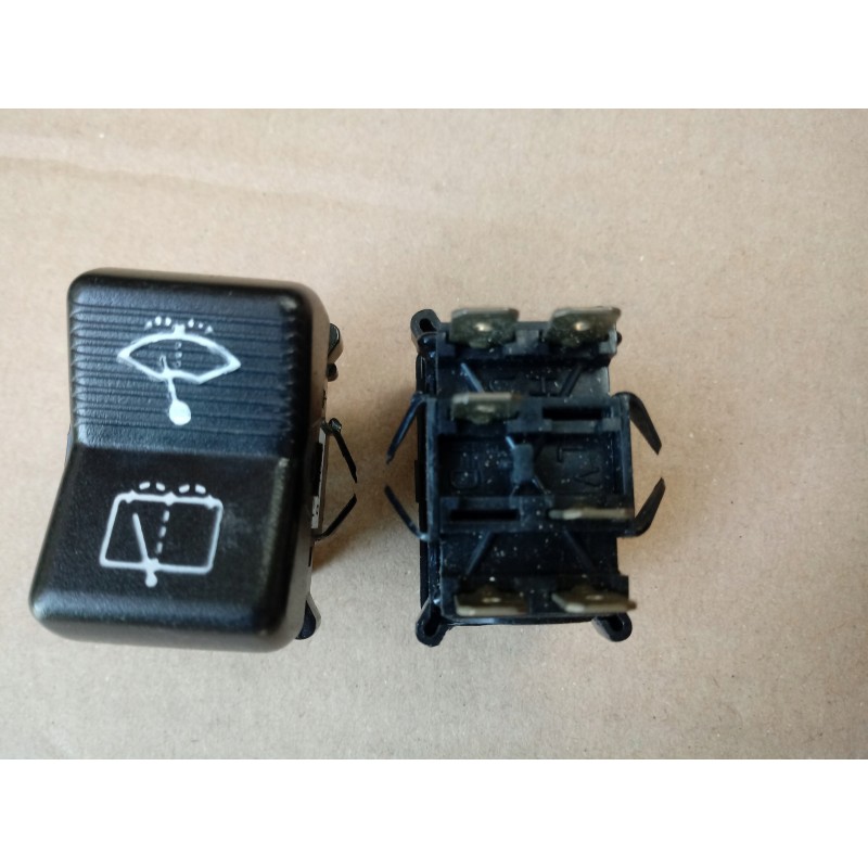 Ursus front and rear washer switch