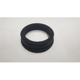 Rubber sealant forces pronar steering wheel