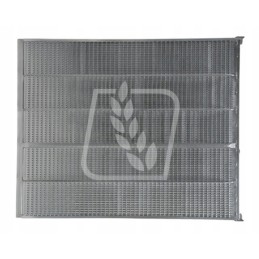 Lower shutter screen of John Deere combine harvester AZ23542