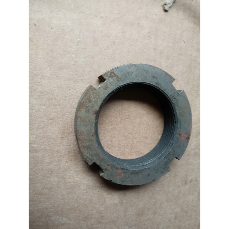 Nut fight attack 385 80153184 domestic product