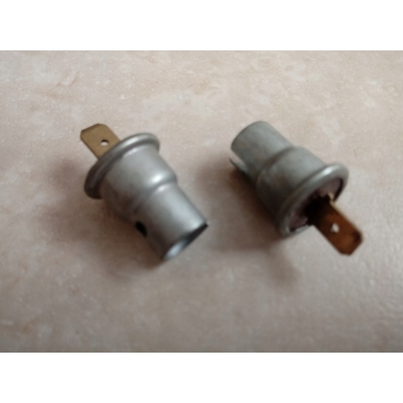 Metal bulb holder 1 pin 50024753 2 pcs