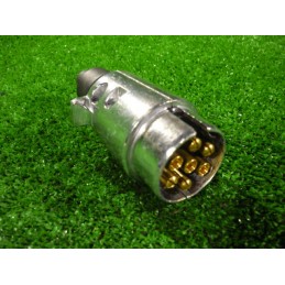 7-pole electric plug in a metal housing