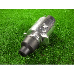 7-pole electric plug in a metal housing