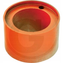C 385 Ursus axle sleeve insert