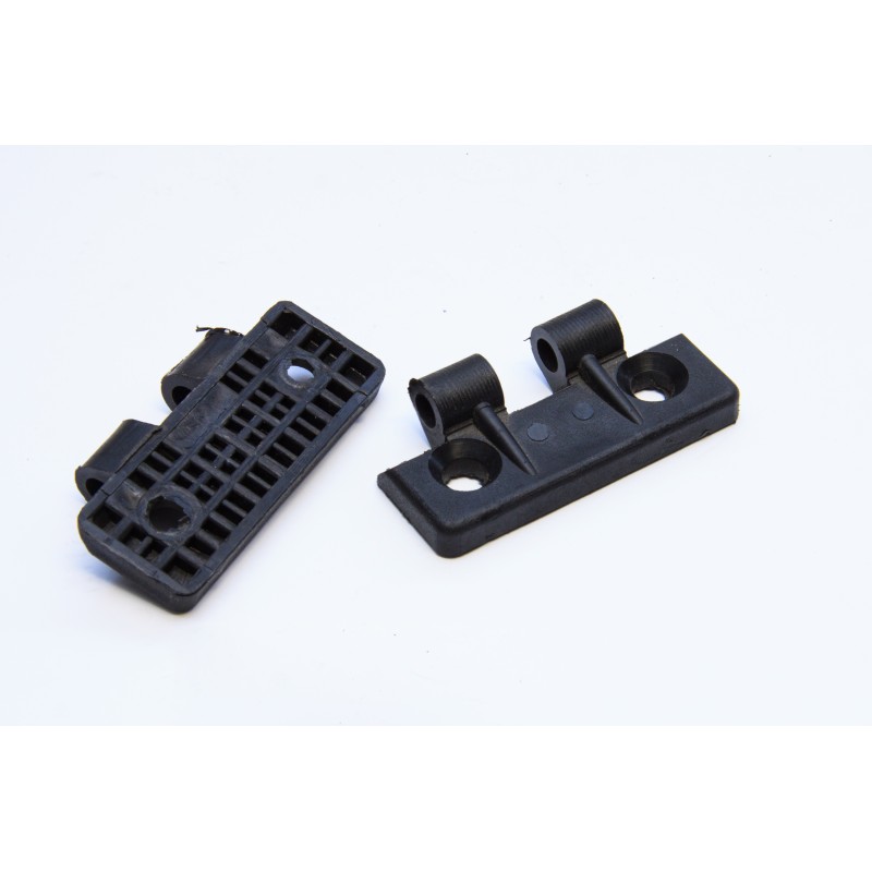 Comfort cabin fixed hinge for mf3 4 07368168