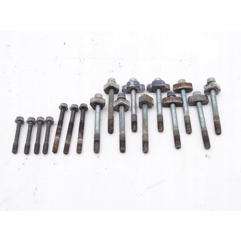 Johnston c50 vm motori 64b 4 head stud bolts