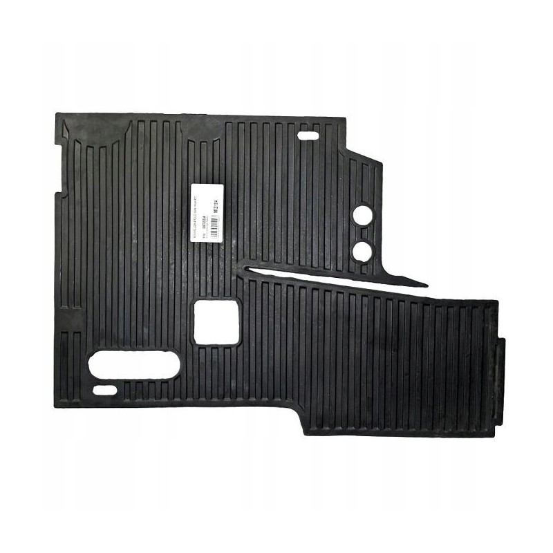 Soundproofing mat for the cabin floor, right mtz