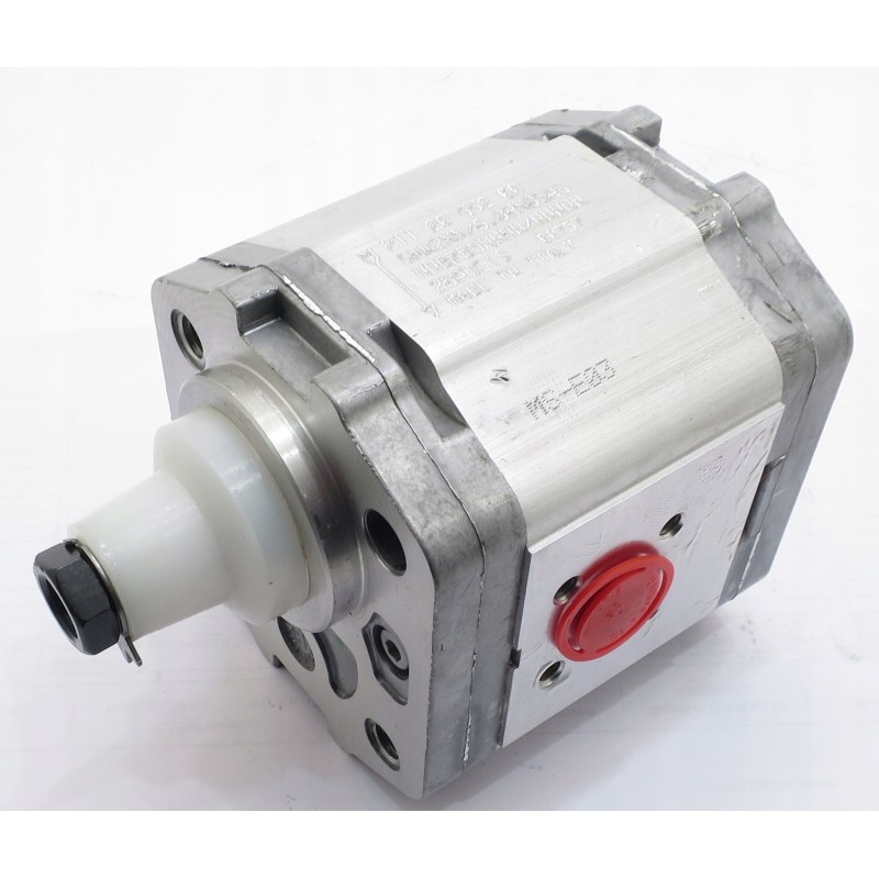 Snp 2 8 d co45 hydraulic gear pu