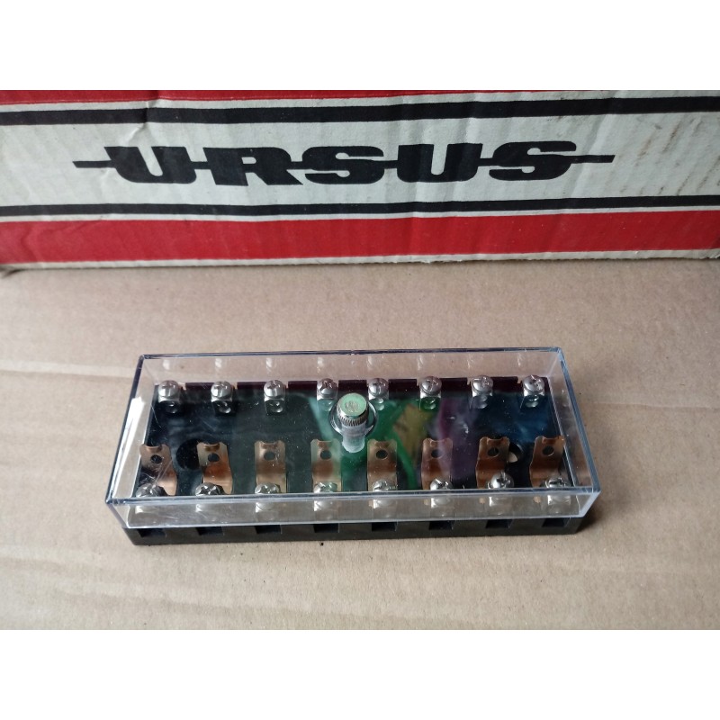 Fuse box 8 kr 977305 aparts