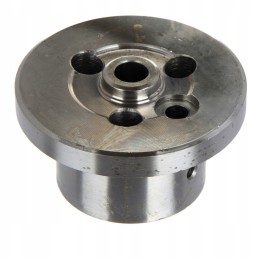 Massey Ferguson intermediate wheel hub 33426161