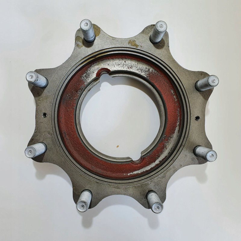 Wheel hub volvo bl60 bl61 bl71 plus bl70