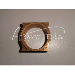 Front guide of the mf lift pump