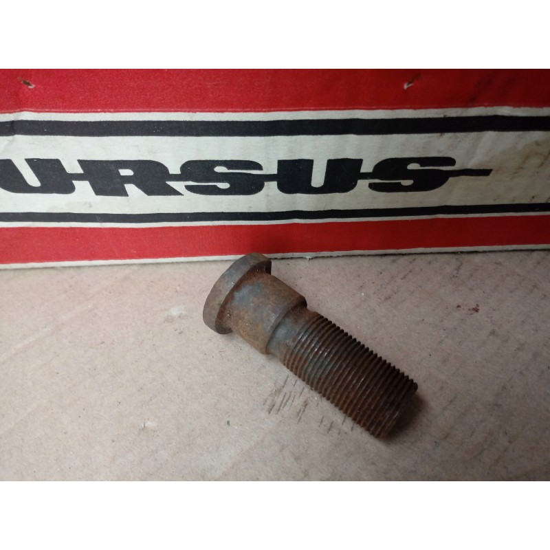 Rear wheel stud 330m 12 pieces zm ursus prl