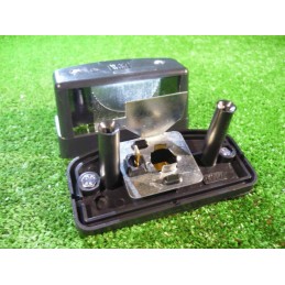 License plate light was w08