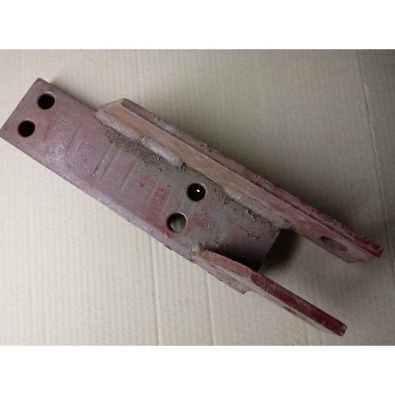Left bracket ursus c 385 zetor 83449030 pl