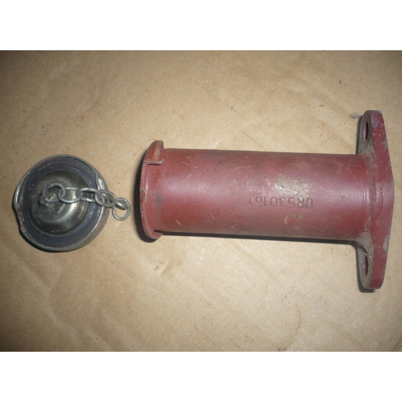 Straight engine oil filler mf 3 35784123 aparts