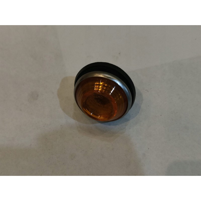 K841740 cnh and the turn signal lamp