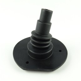 Rubber cover for the 7-pin tractor trailer socket