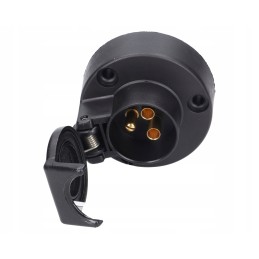 Plastic socket 3 pin 6 00716 000