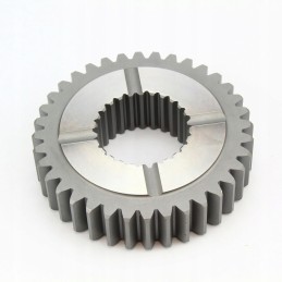 Gear wheel with 36 massey ferguson 3382224m1