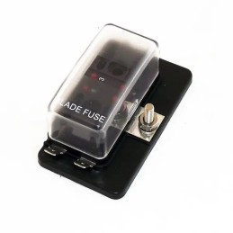 Fuse holder for 4 fuses