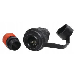 3-pin plug with protection