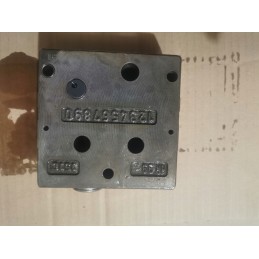 Sauer Danfoss 157b6100 distributor section