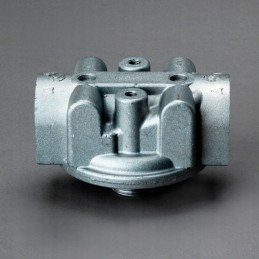 P562261 Donaldson fuel filter housing