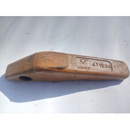 Tooth adapter j200 cat caterpillar