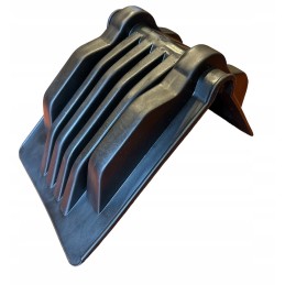 Corner protector for the transport belt