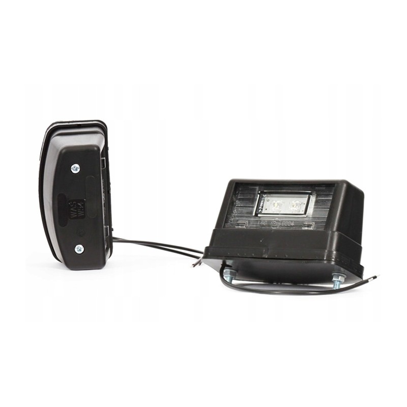 The rear lamp of the trailer was registered W54 246