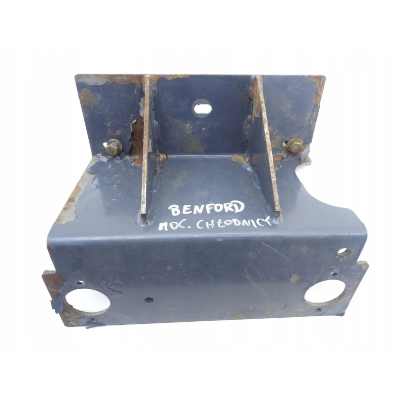 Benford Terex 6001 dump truck radiator mount
