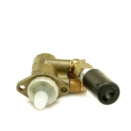 Ursus C 385 feeding pump