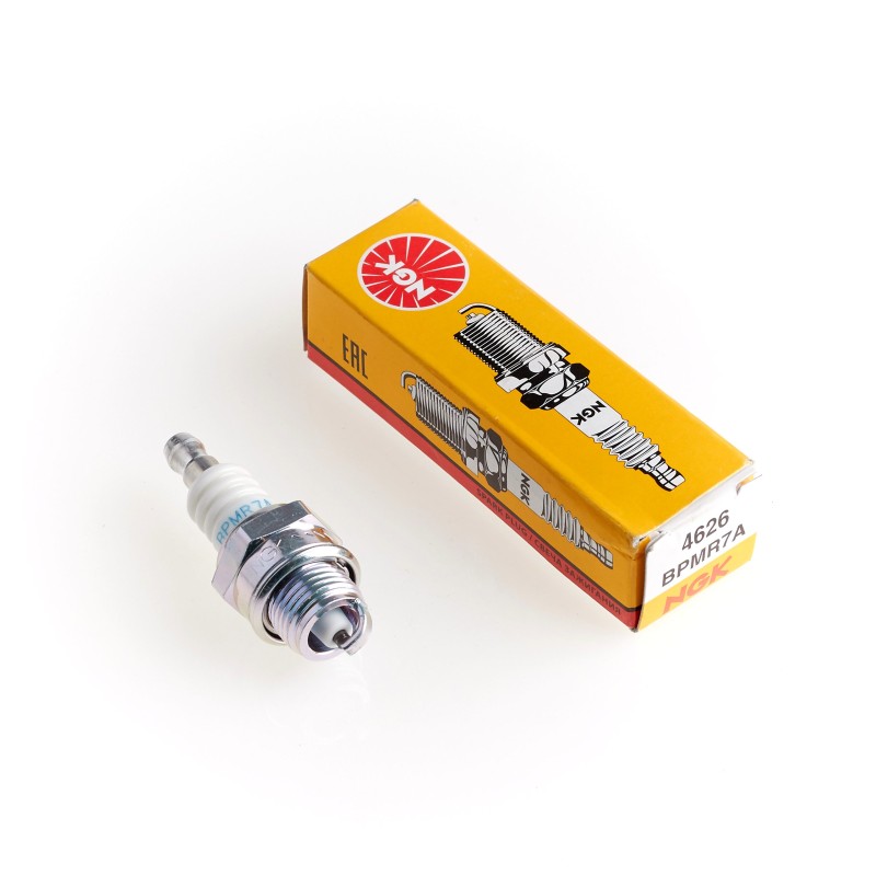 Wacker bts630 bts635 spark plug 0213755