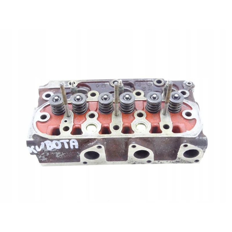 Kubota D722 3 cylinders, head ready for installation