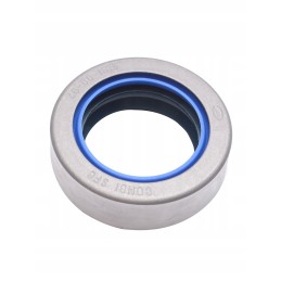 Long shaft seal for backhoe loaders