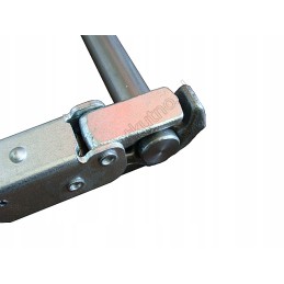 Side lock, bottom opening, straight pin