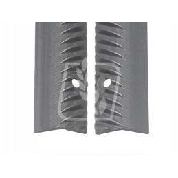 Pair of LP Droningborg flails 1655mm 7 holes round