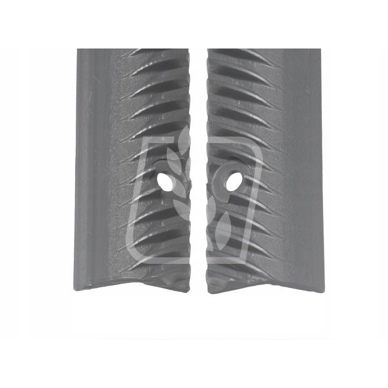 Pair of LP Droningborg flails 1655mm 7 holes round