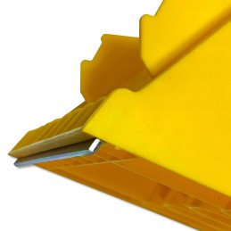 Solid wheel chock 201 mm e53 adr truck trailer