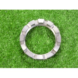 Eccentric nut 610359 claas