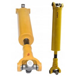 Front drive shaft of Cat backhoe loader